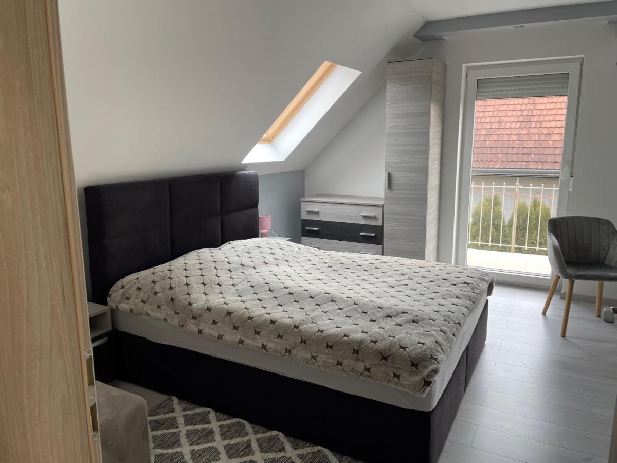 Jasmin Apartment House Vonyarcvashegy Esterno foto